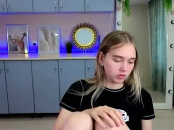 miya_shake – webcam model profile photo Image 4