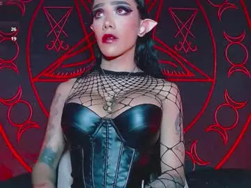 yummy_erika – webcam model profile photo Image 12