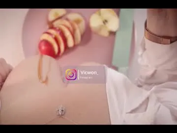 your_dolls – webcam model profile photo Image 19