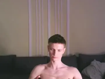 viksons – webcam model profile photo Image 18