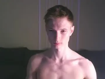 viksons – webcam model profile photo Image 19