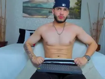 zaylanez – webcam model profile photo Image 2