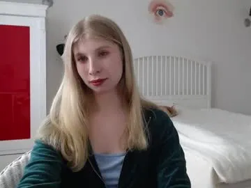 katty_l67 – webcam model profile photo Image 8