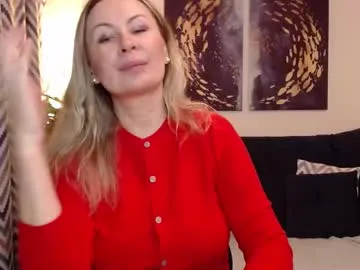 your_dolls – webcam model profile photo Image 14