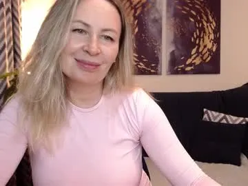 your_dolls – webcam model profile photo Image 6