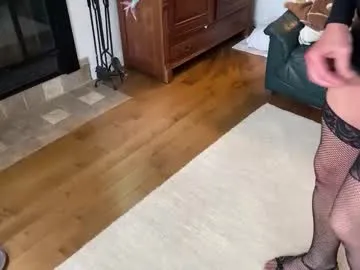 your_dolls – webcam model profile photo Image 2