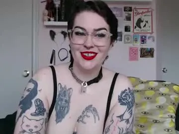 MillieGreco – webcam model profile photo Image 4