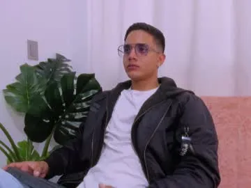 mylesandmaxxx06 – webcam model profile photo Image 19