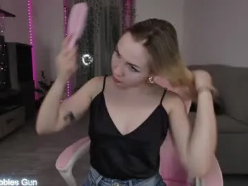 AmyJacobs – webcam model profile photo Image 7