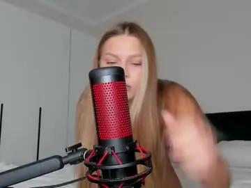 sexxxsirens – webcam model profile photo Image 15