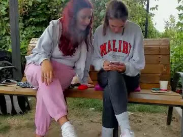 your_dolls – webcam model profile photo Image 14