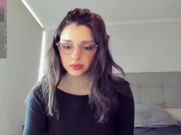 your_dolls – webcam model profile photo Image 16