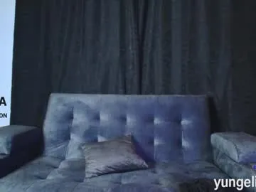 yungelitamor_ Image 12