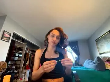 littlejennifer18 – webcam model profile photo Image 15