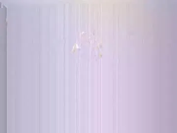 littlejennifer18 – webcam model profile photo Image 3