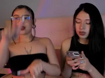 zowi_hottiee Image 10