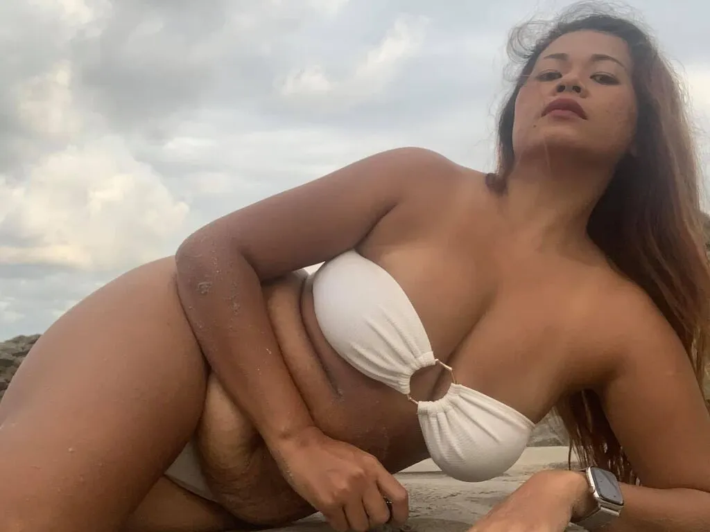 AlizabethJohnson's Thumb Image