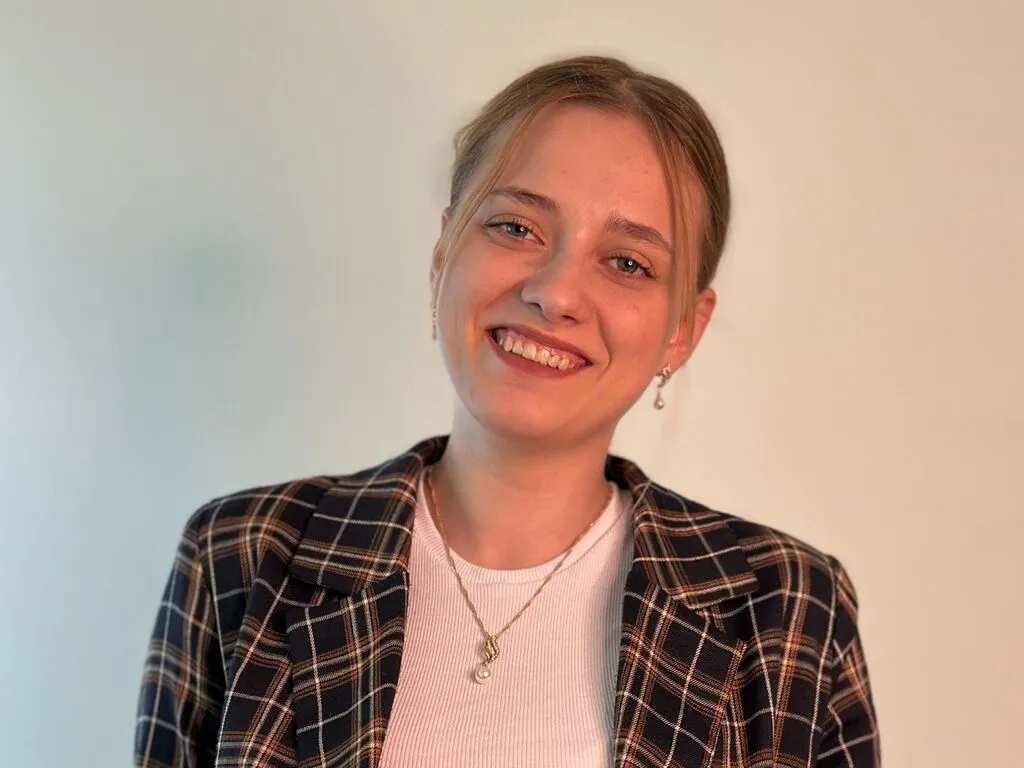 CherieVanmatre – webcam model profile photo